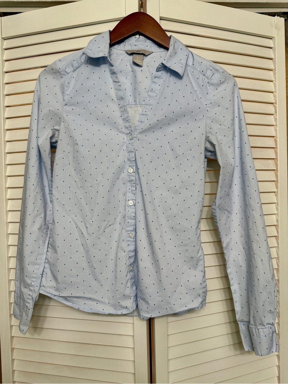 H&M - Light Blue Dot-Print Women’s Professional Button-Down Shirt